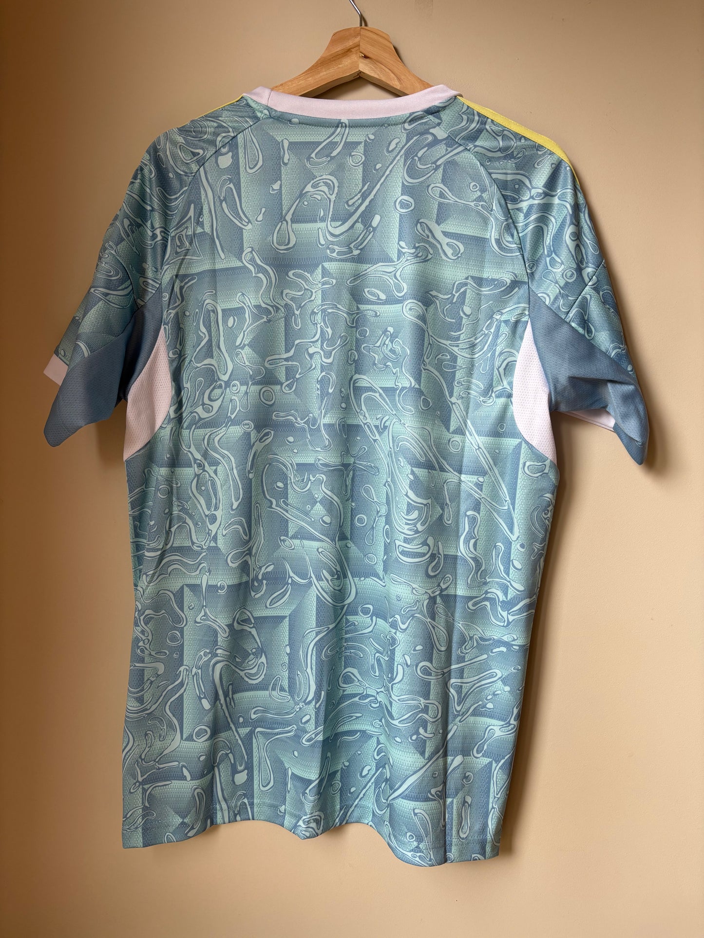 Juventus away Player Version 25/26