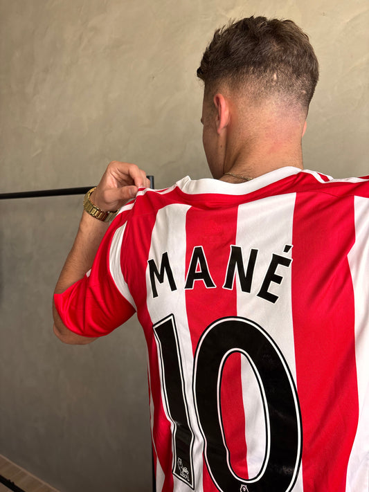 Southampton retro Red (MANE #10)