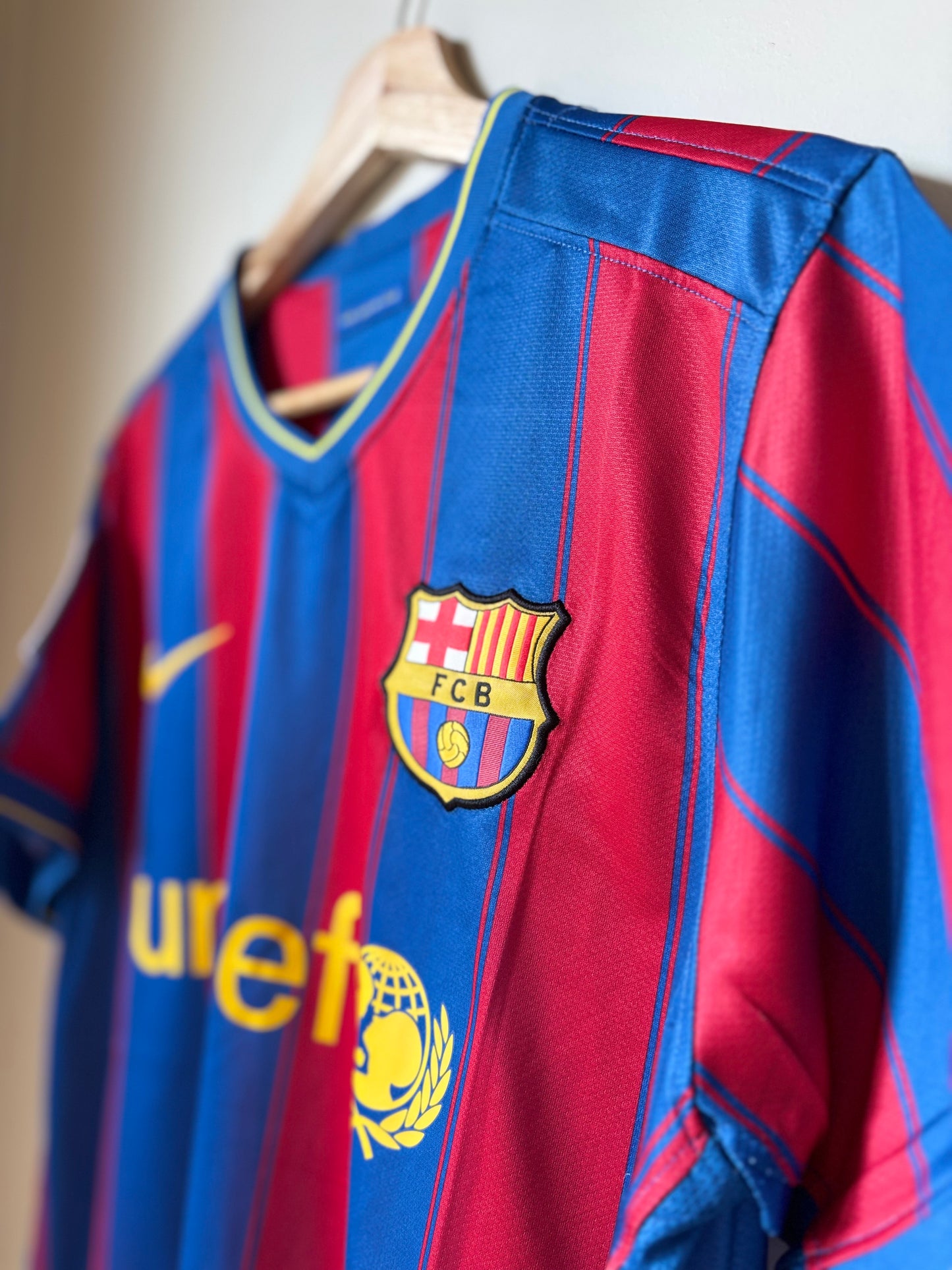 Barcelona Home Retro 09/10