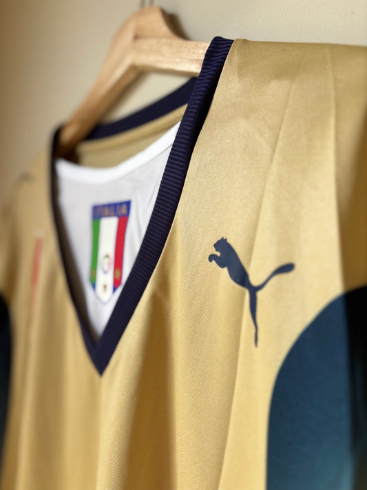Italy Golden Kit 2006