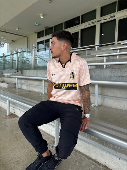 Juventus Away Retro 03/04