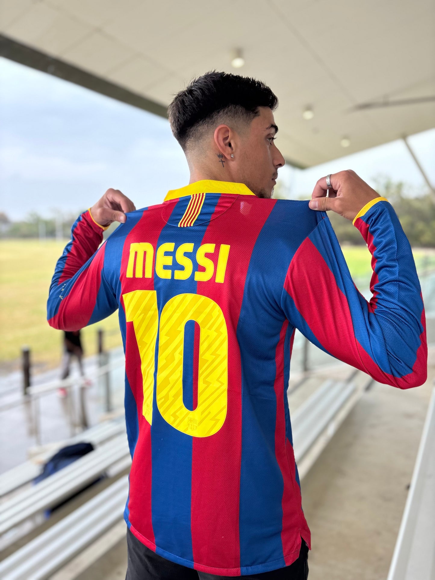 Barcelona Home Long Sleeve Retro 10/11
