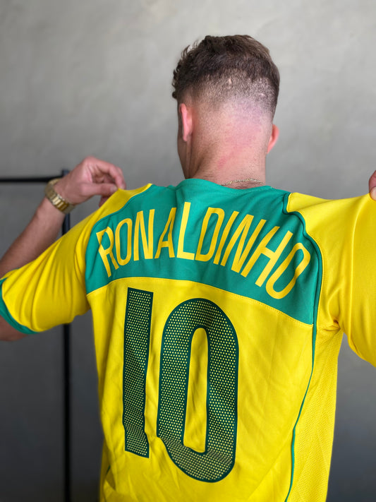 Brazil Retro Home 2004 (#10 RONALDINHO)