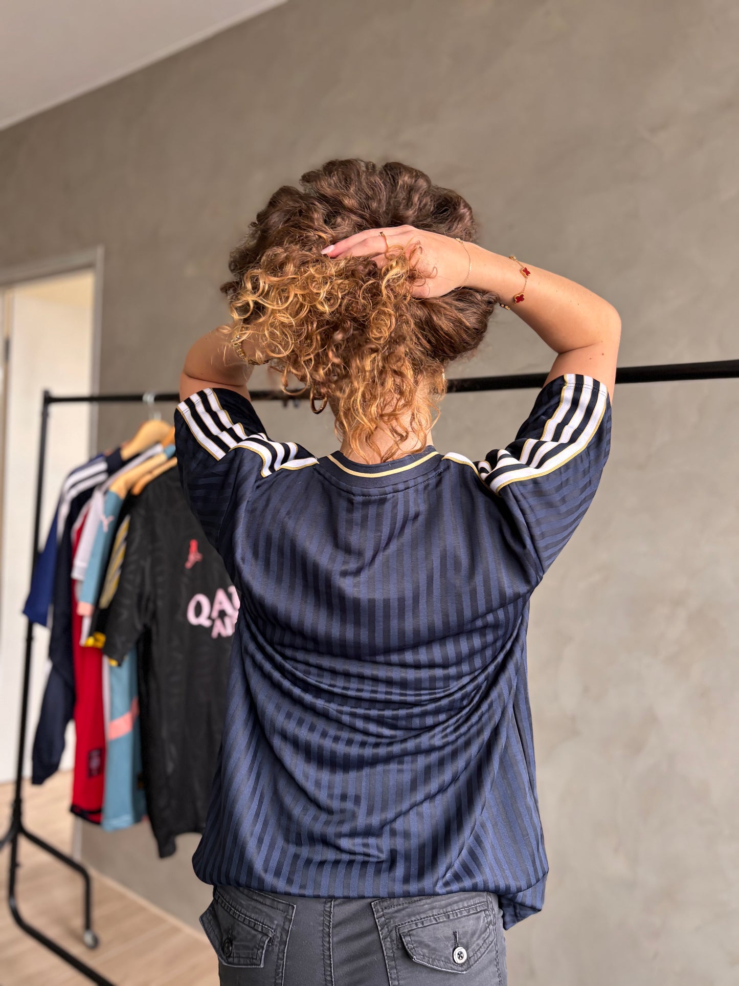 Juventus Black Kit Modern