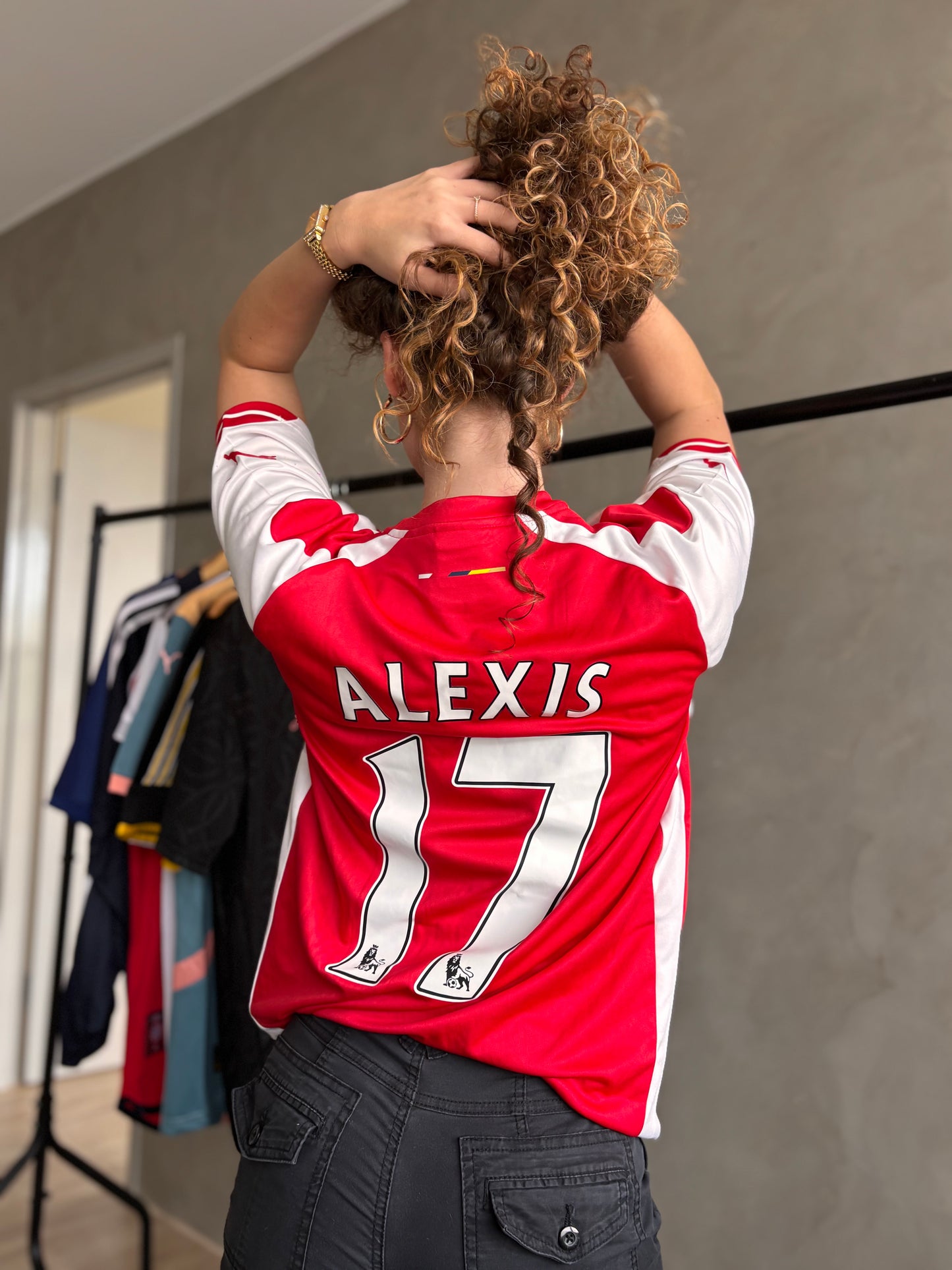 Arsenal 2015/16 Home (Alexis Sánchez #17)