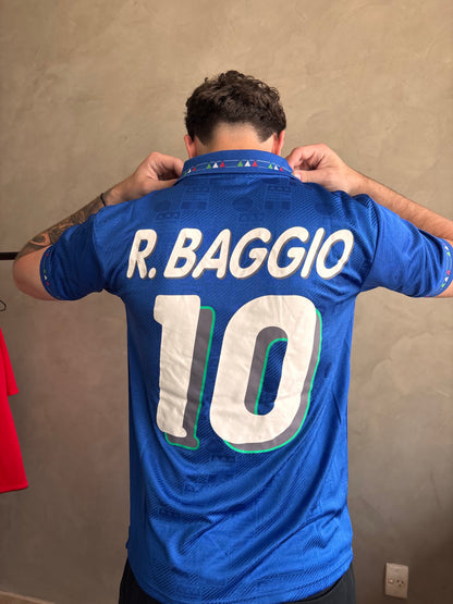 Retro 1994 Italy Home (R. BAGGIO #10)